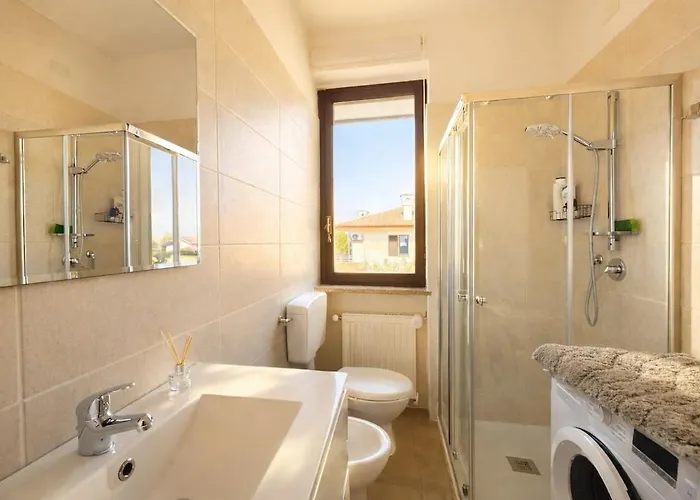 Labohème Maggiore Retreat With Private